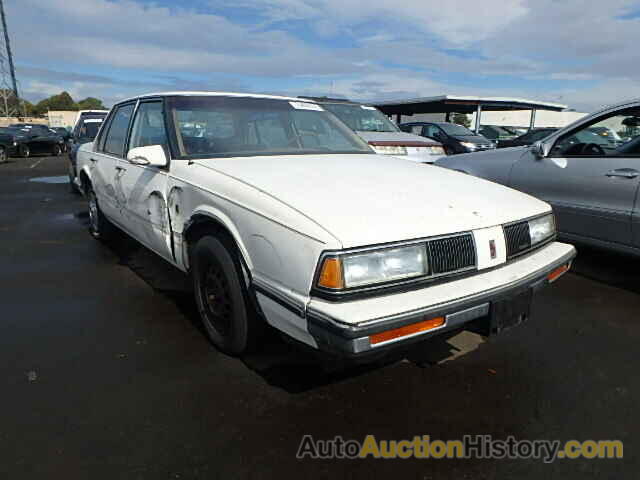 1988 OLDSMOBILE DELTA 88 R, 1G3HN54C4JW377418