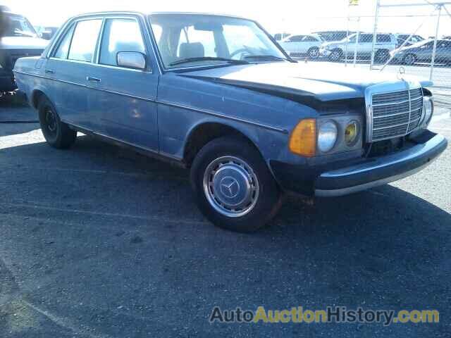 1980 MERCEDES-BENZ 240, WDB12312312188135