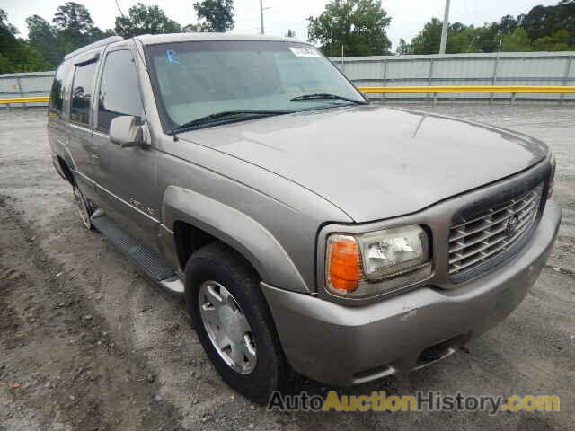 2000 CADILLAC ESCALADE, 1GYEK13R6YR132245