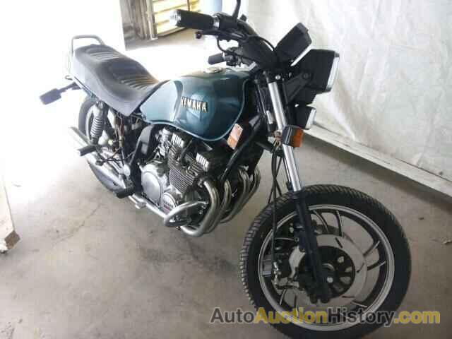 YAMAHA XJ750, 