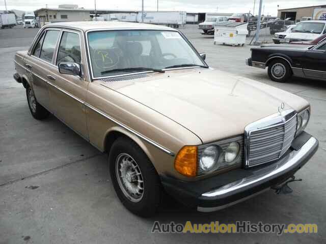 1980 MERCEDES-BENZ 300D, WDB12313012185138