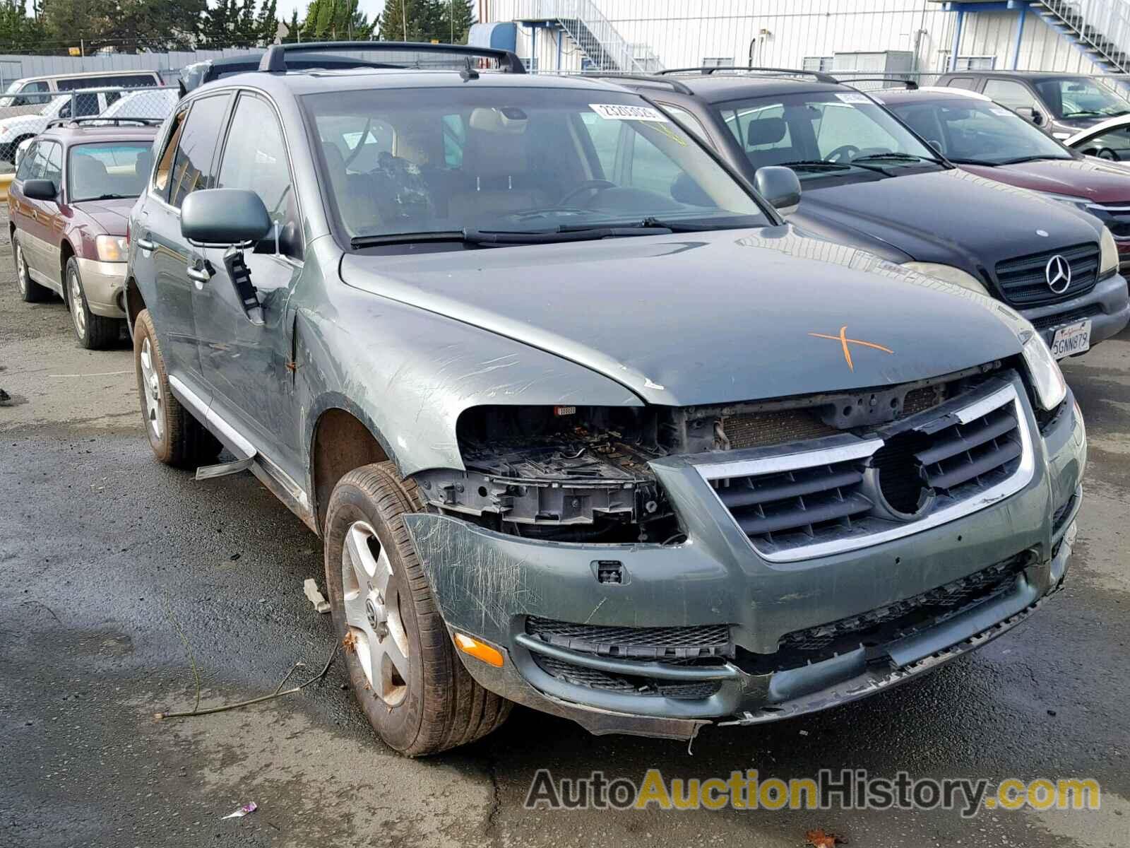 2004 VOLKSWAGEN TOUAREG 3.2, 