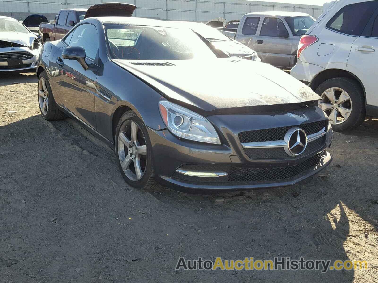 2012 MERCEDES-BENZ SLK 250, WDDPK4HA2CF036874