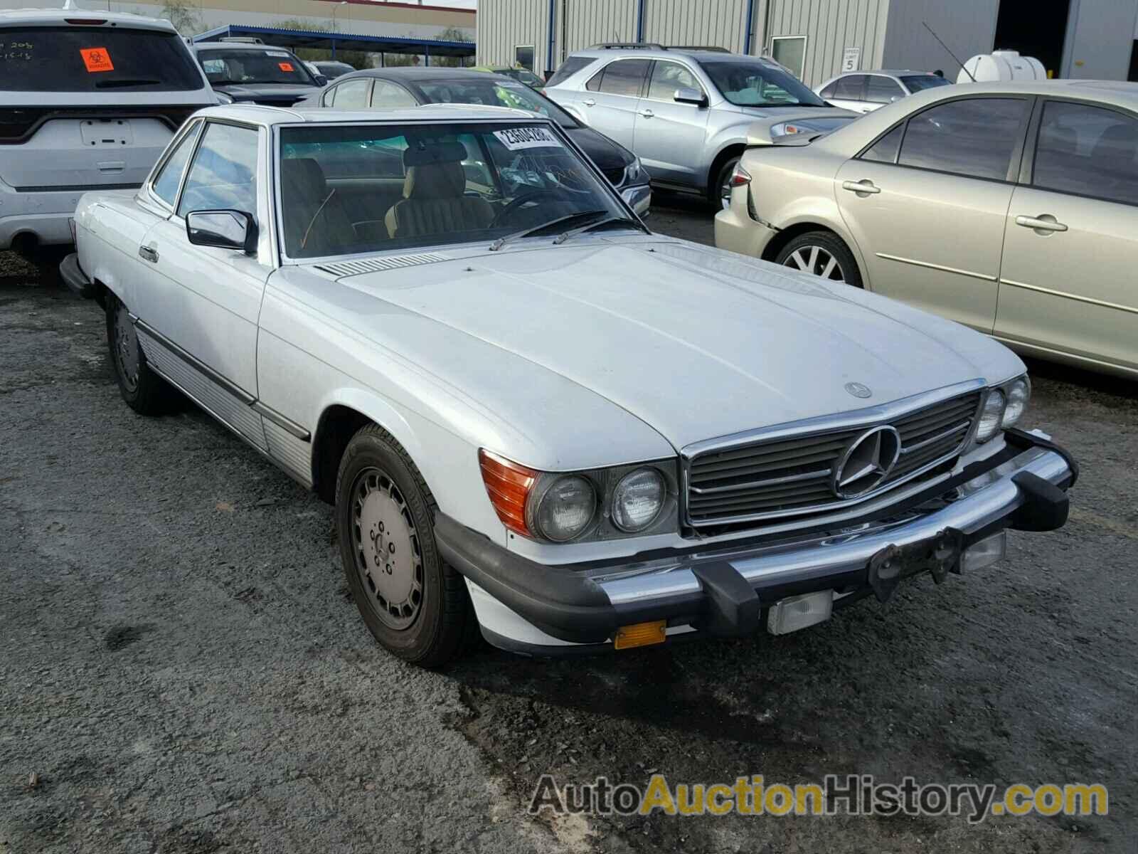 1986 MERCEDES-BENZ 560 SL, WDBBA48D8GA041810