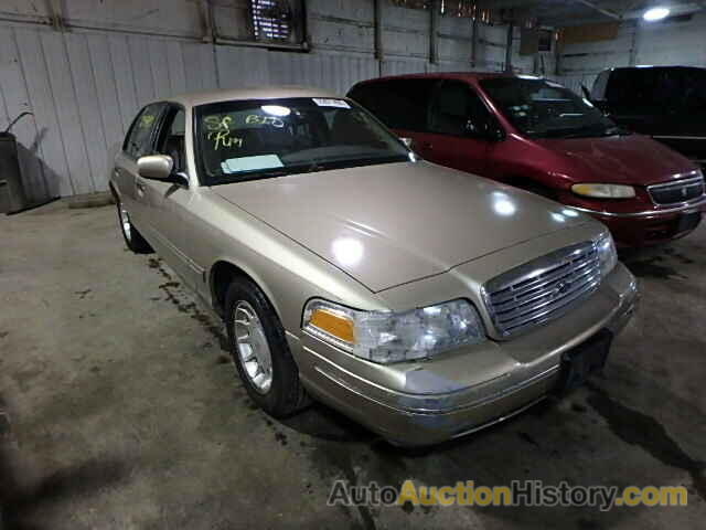 2000 FORD CROWN VICT, 2FAFP74W7YX128476