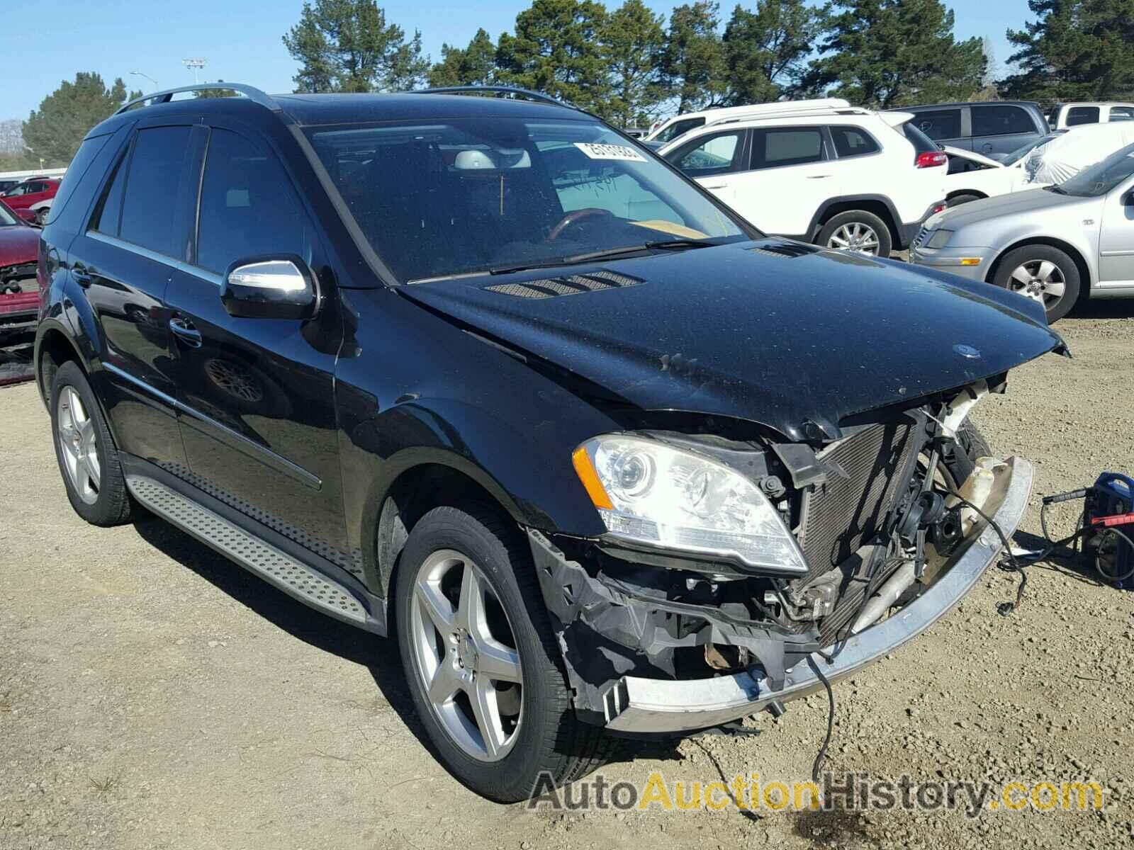 2009 MERCEDES-BENZ ML 550, 4JGBB72E49A452895