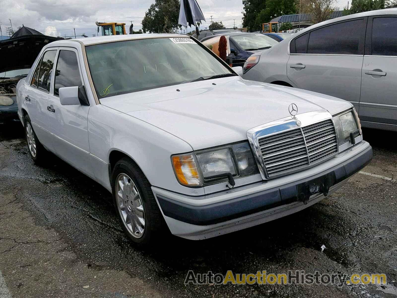 1992 MERCEDES-BENZ 400 E, WDBEA34E4NB674821