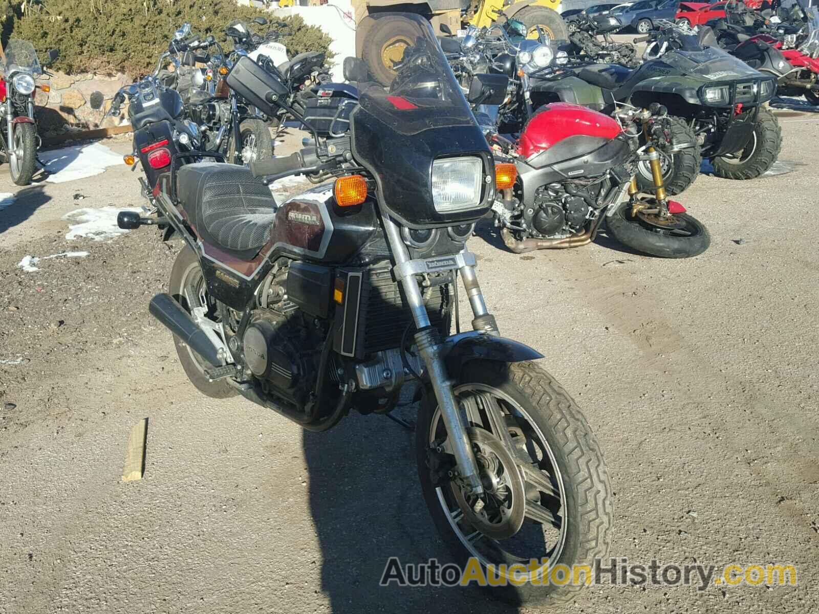 1984 HONDA VF700 S, JH2RC2200EM003558