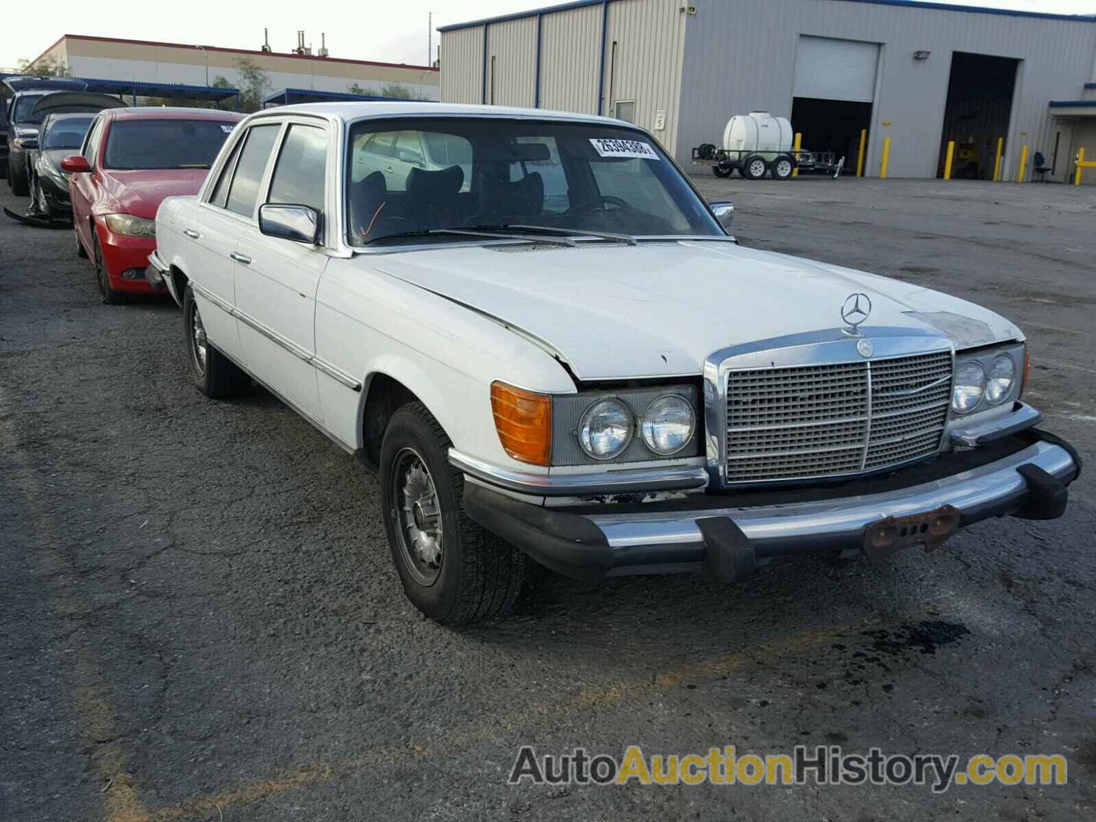 1980 MERCEDES-BENZ 190D, 11612012024897