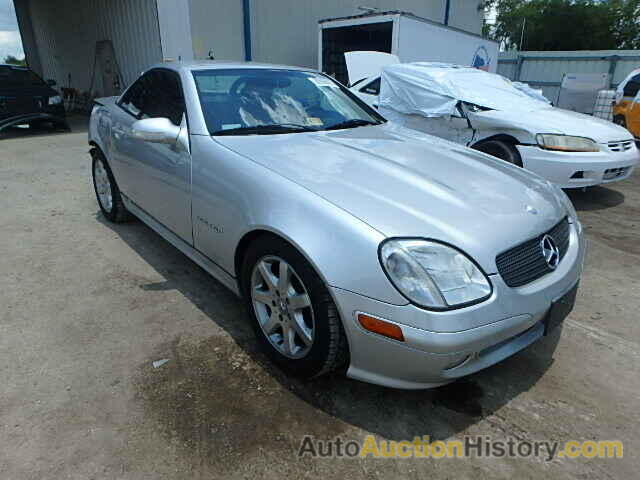 2001 MERCEDES-BENZ SLK 230, WDBKK49FX1F210541