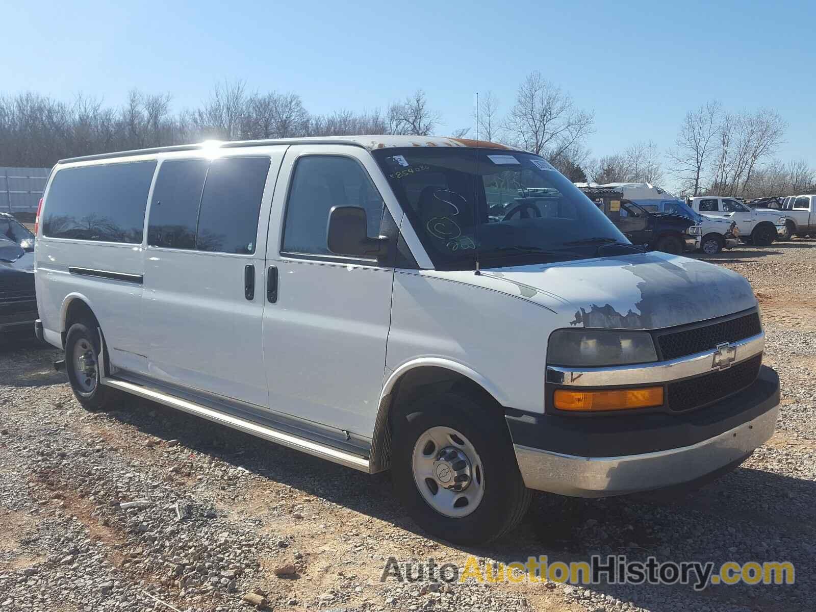 2005 CHEVROLET EXPRESS G3, 1GAHG39UX51254086