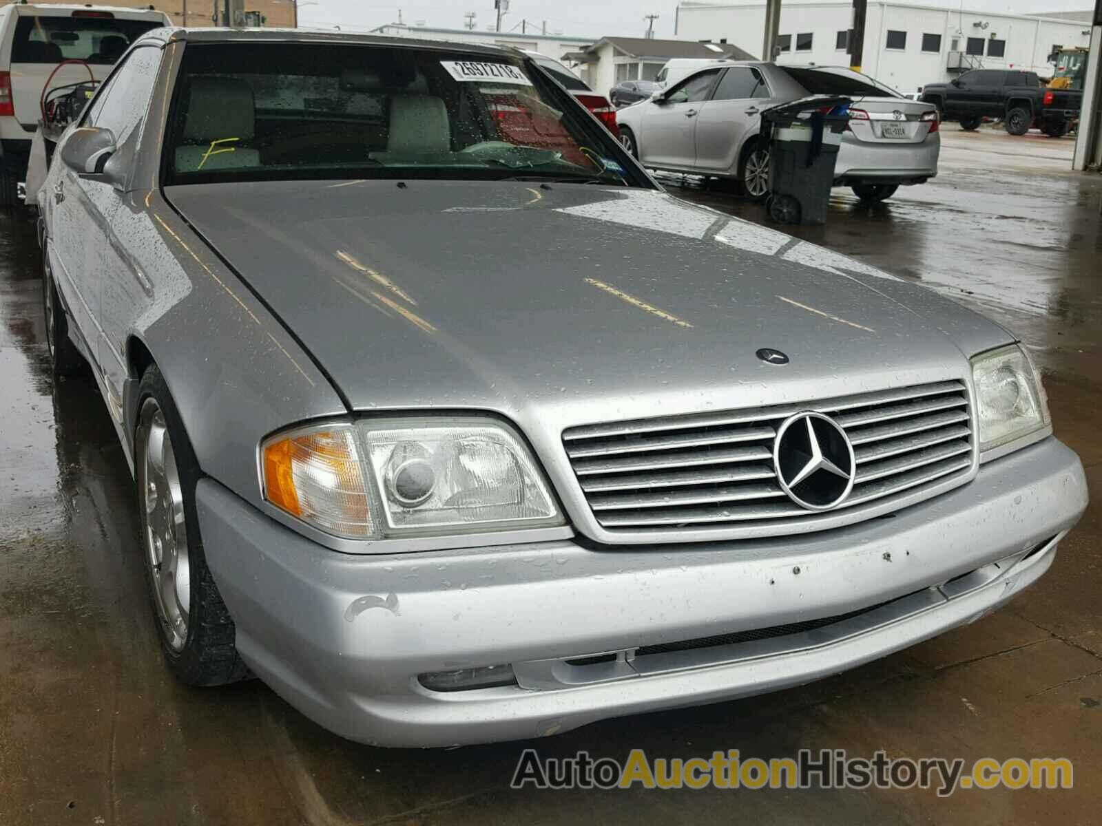 2002 MERCEDES-BENZ SL 500, WDBFA68F52F204567