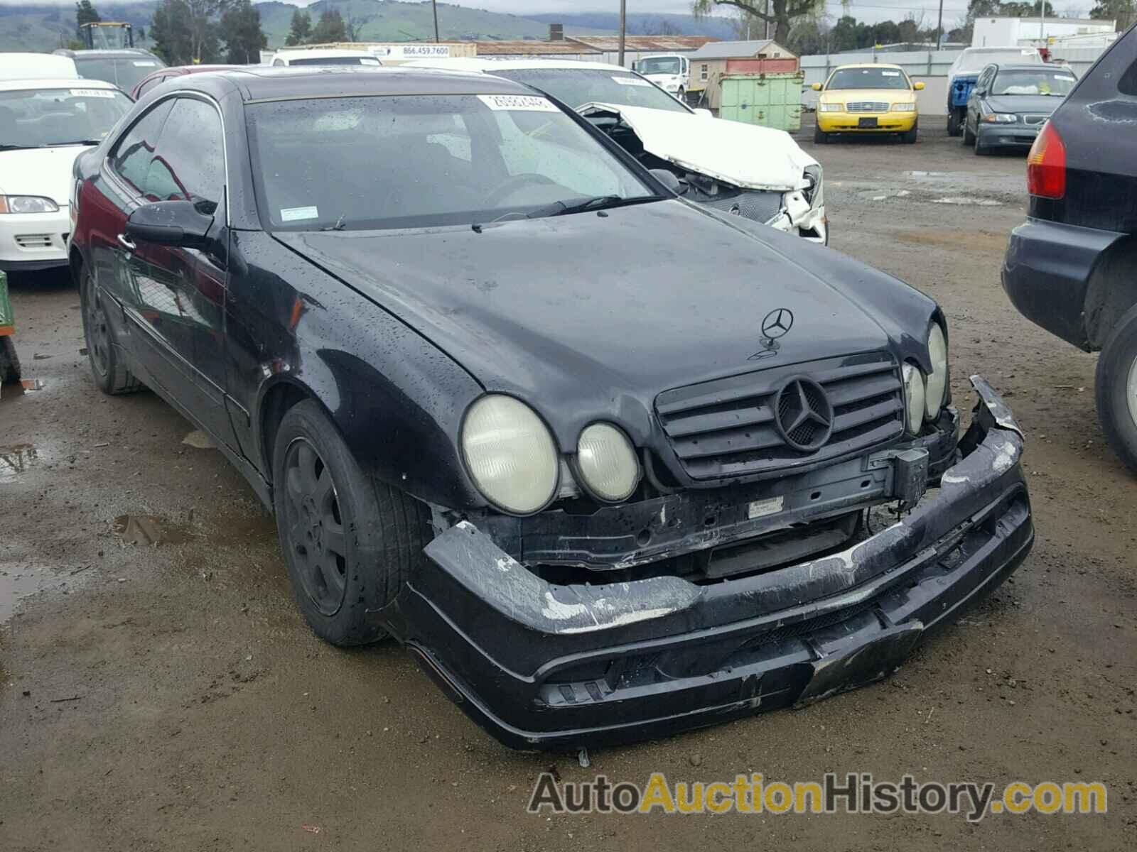 2002 MERCEDES-BENZ CLK 320, WDBLJ65G32T100063