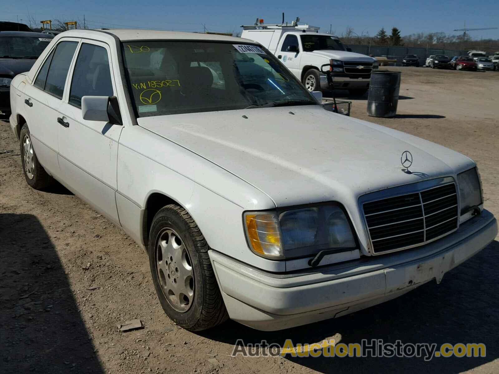 1995 MERCEDES-BENZ E 320 BASE, WDBEA32E3SC185027