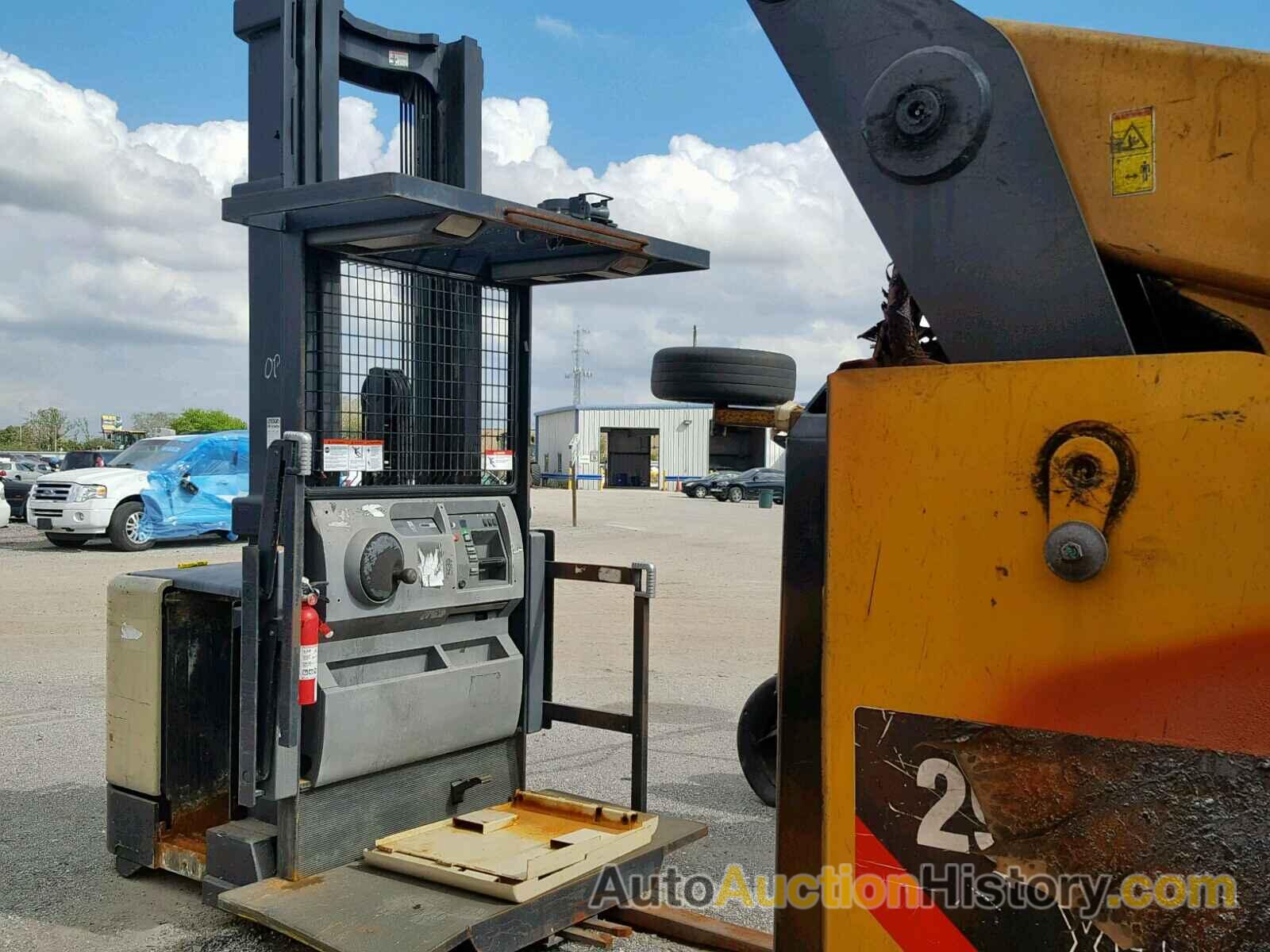 2002 CROW FORKLIFT, 1A250506