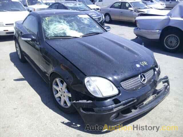 2001 MERCEDES-BENZ SLK 230, WDBKK49F81F184179