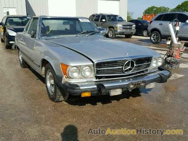 1977 MERCEDES-BENZ SL450, 10704412042058