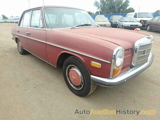 1969 MERCEDES-BENZ 240D, 11401512014164