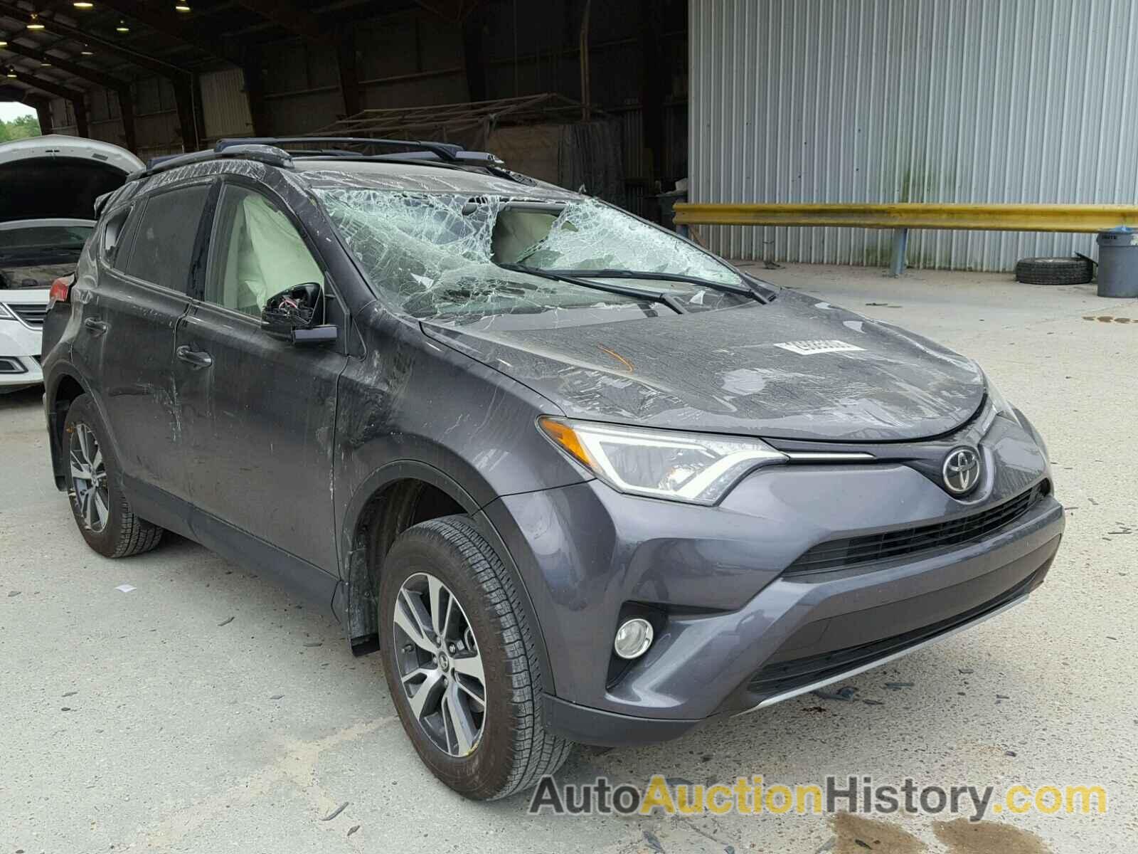 2017 TOYOTA RAV4 XLE, JTMWFREV4HJ101033