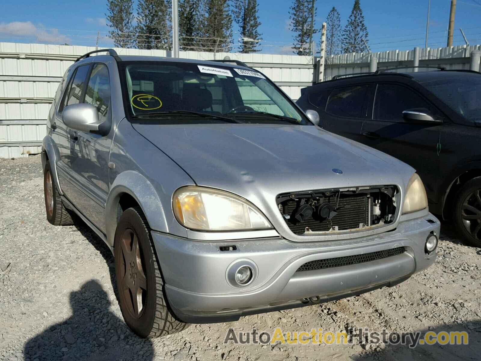 2001 MERCEDES-BENZ ML 55, 4JGAB74E91A250258