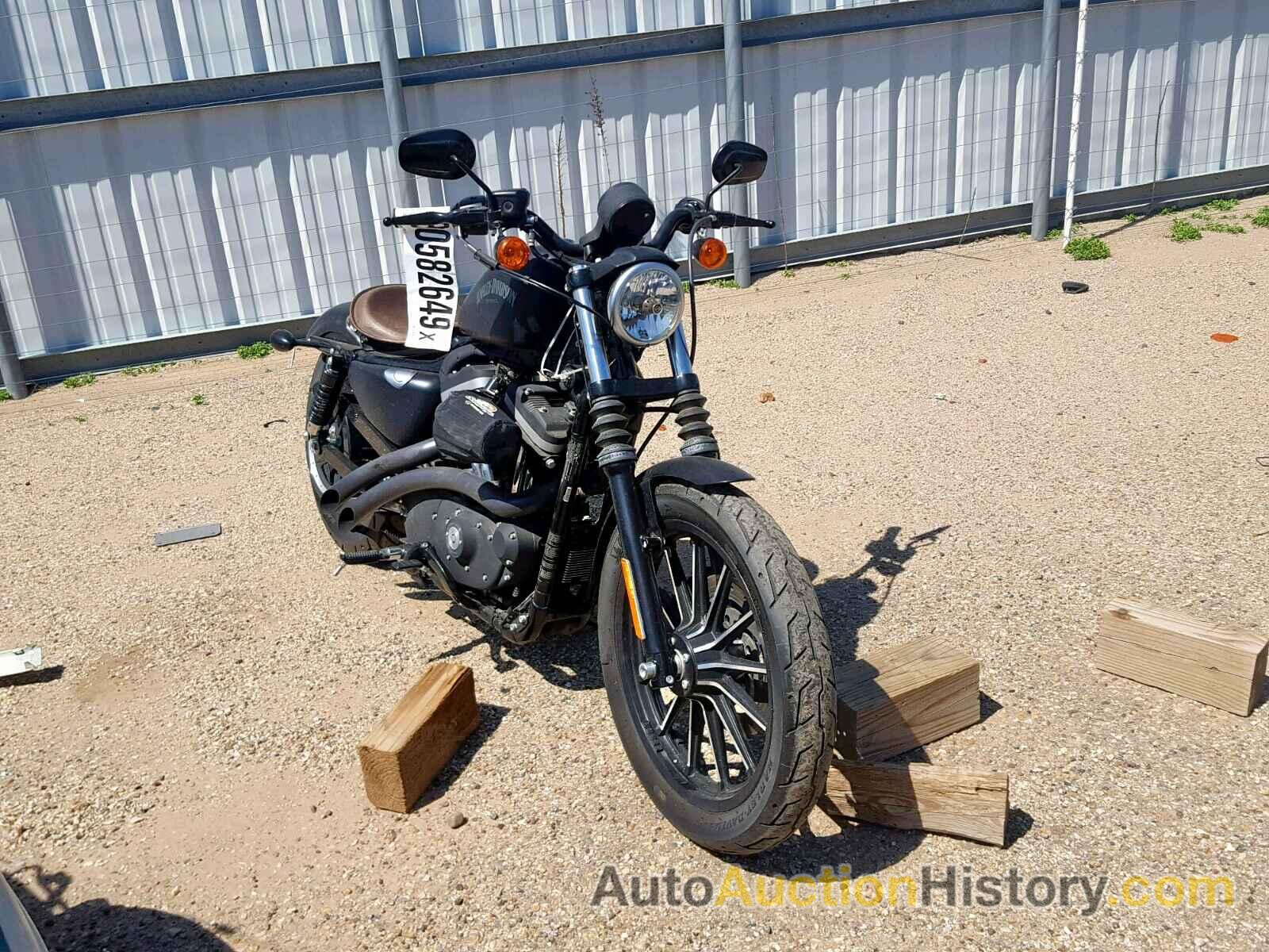 2013 HARLEY-DAVIDSON XL883 IRON 883, 1HD4LE21XDC448101