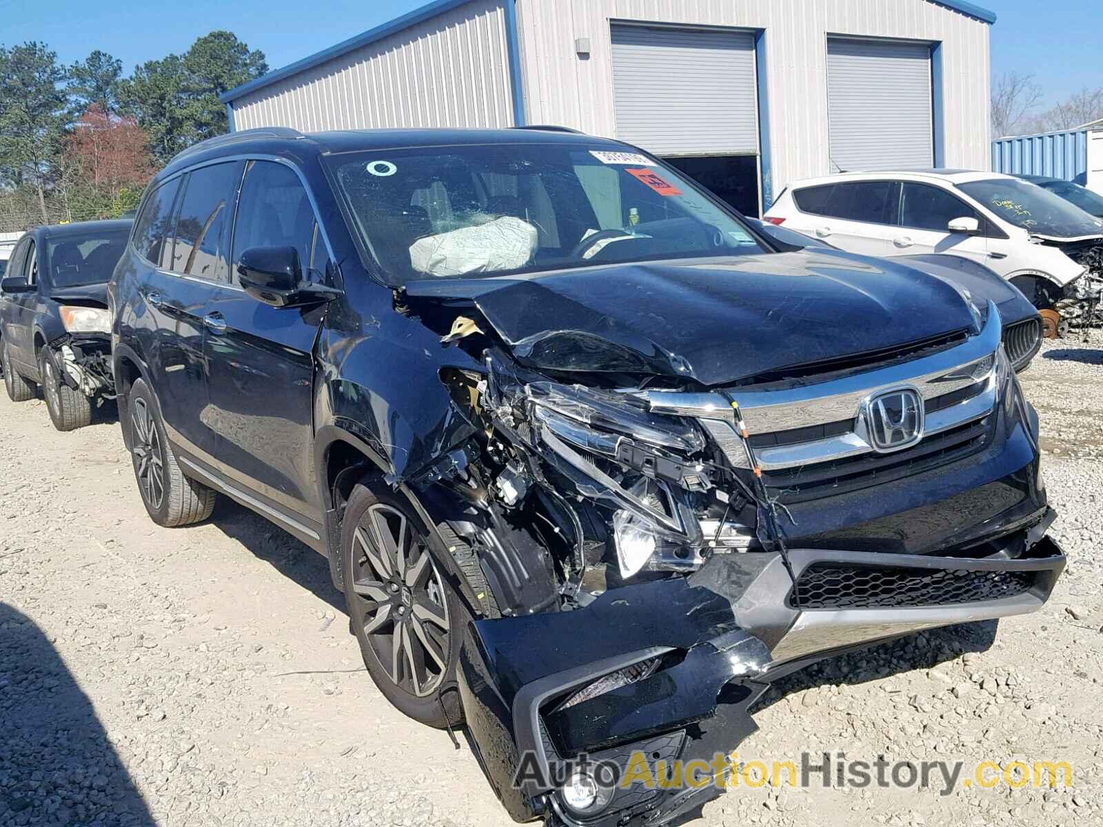 2019 HONDA PILOT TOURING, 5FNYF5H91KB003401