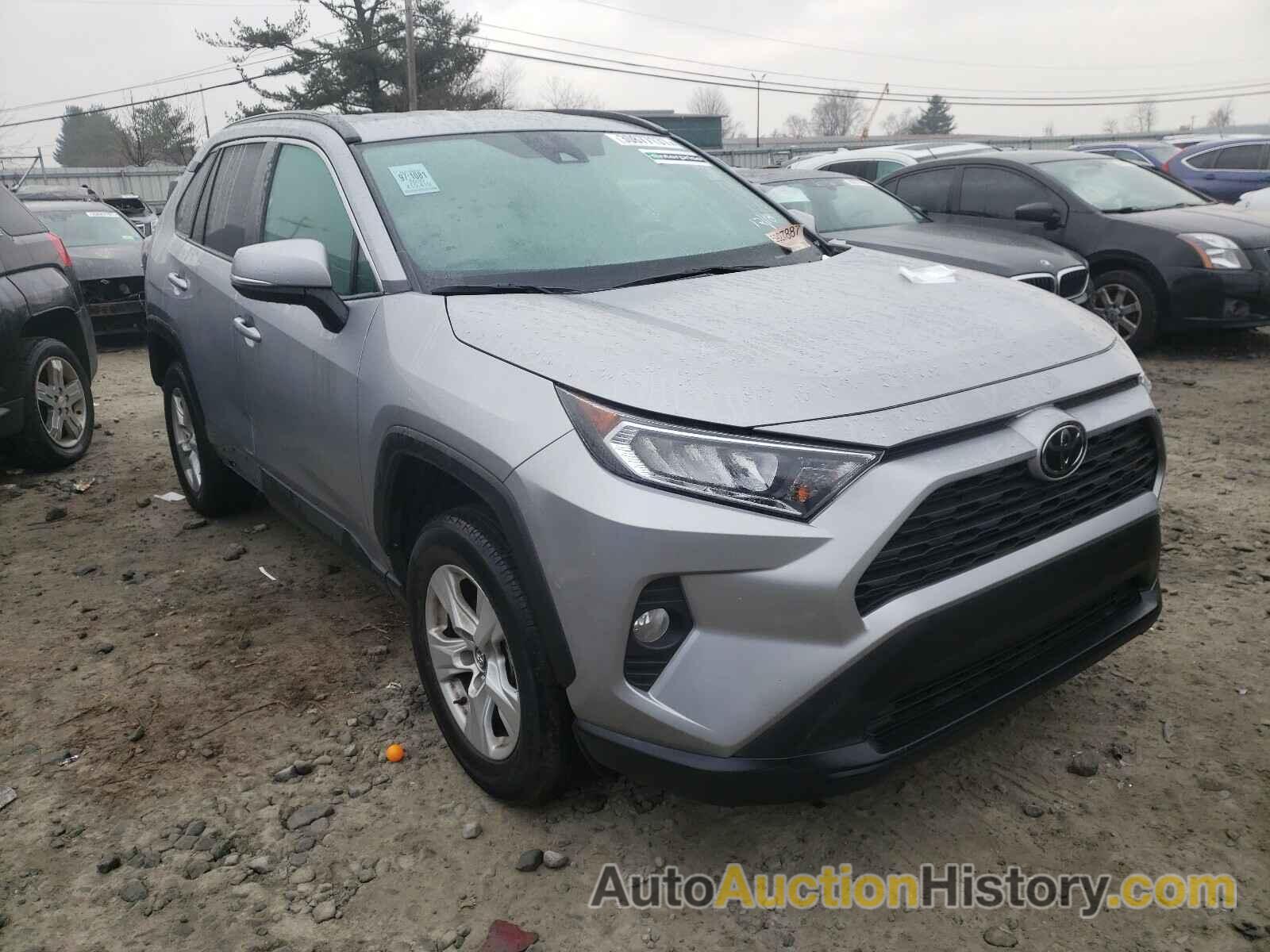 2020 TOYOTA RAV4 XLE, 2T3W1RFV1LC058702