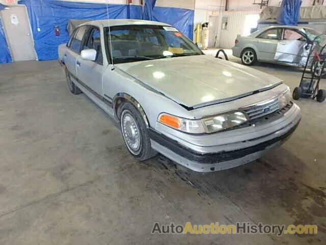 1993 FORD CROWN VICT, 2FALP73W2PX182643