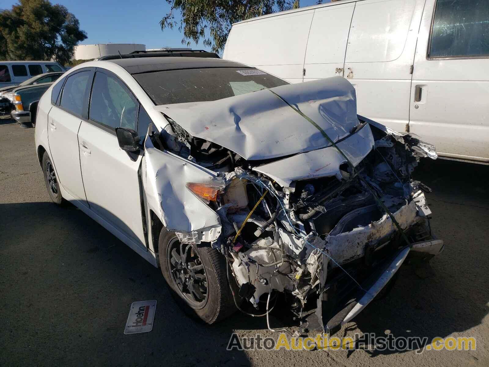 2015 TOYOTA PRIUS, JTDKN3DU5F1930388