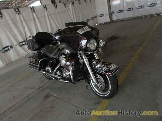 2005 HARLEY-DAVIDSON FLHTCUI, 1HD1FCW135Y649013