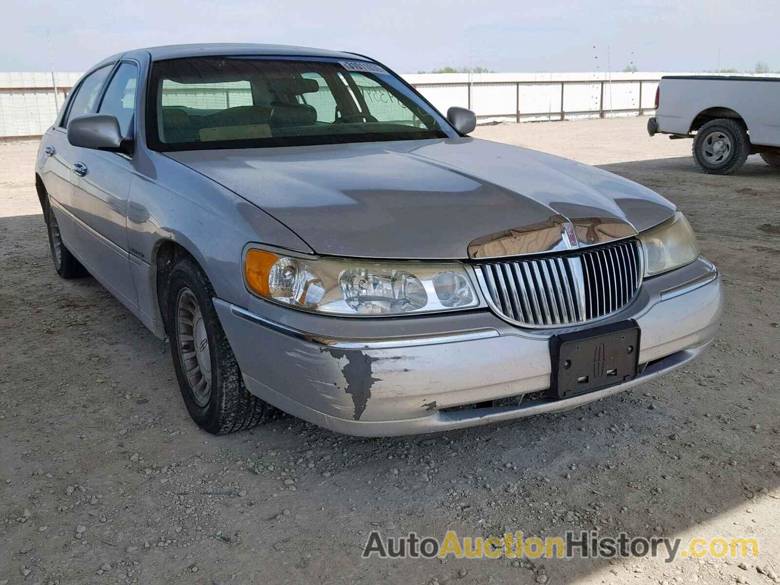 1998 LINCOLN TOWN CAR EXECUTIVE, 1LNFM81W0WY705516