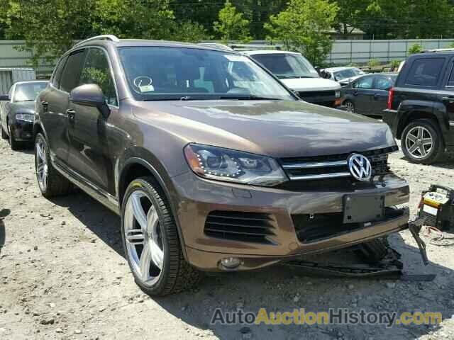 2011 VOLKSWAGEN TOUAREG V6, WVGFF9BP9BD003011