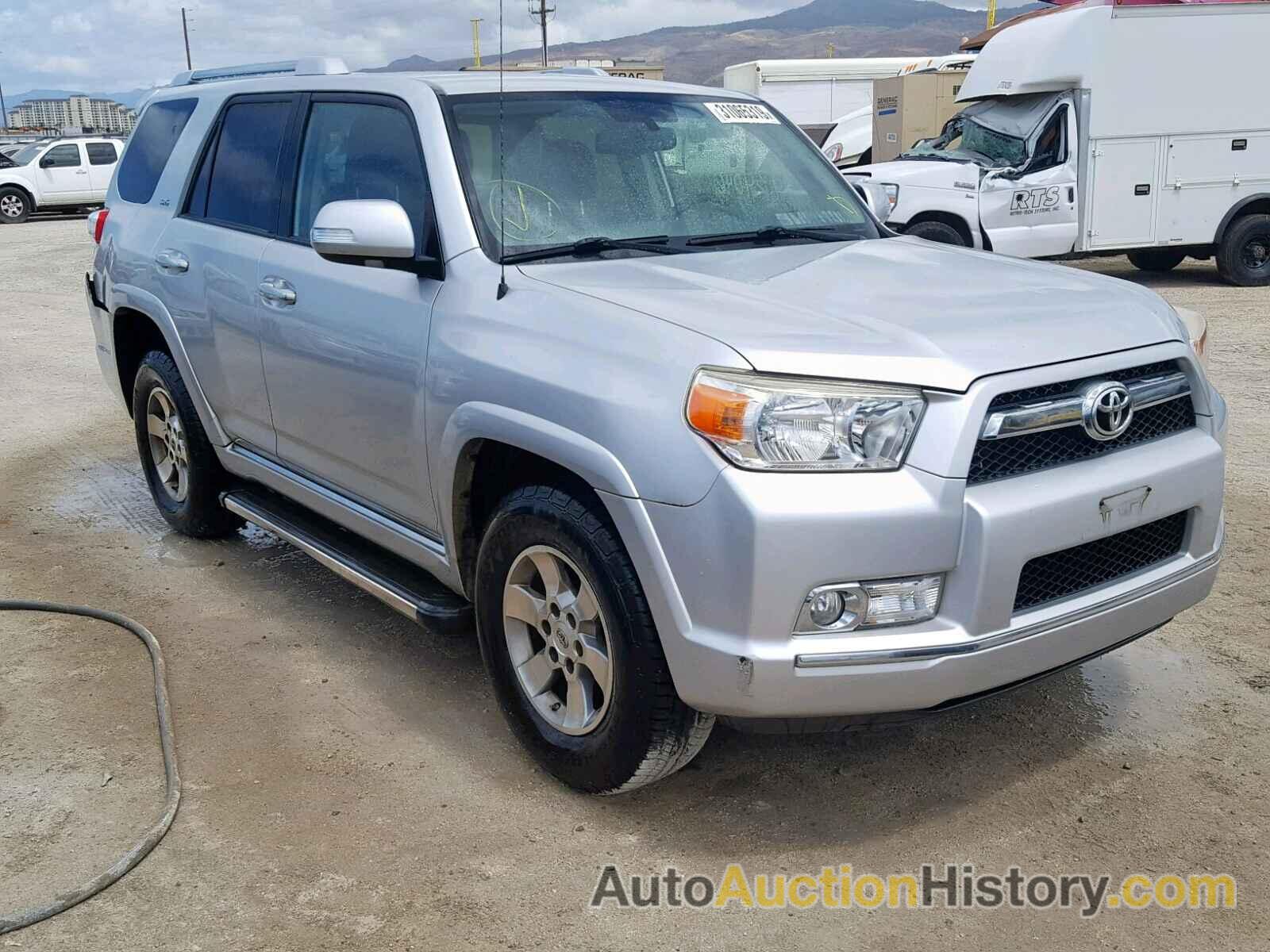 2011 TOYOTA 4RUNNER SR5, JTEZU5JR0B5024712