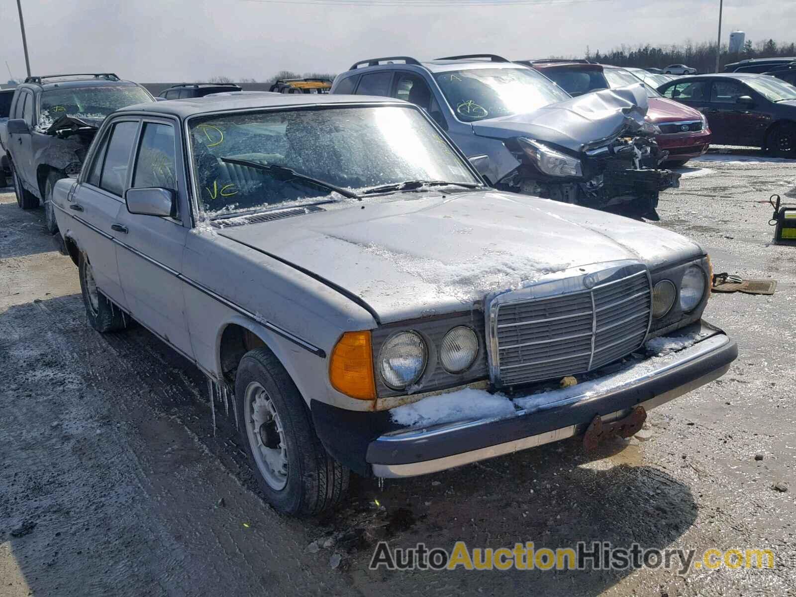 1982 MERCEDES-BENZ 300 DT, WDBAB33A2CB011478