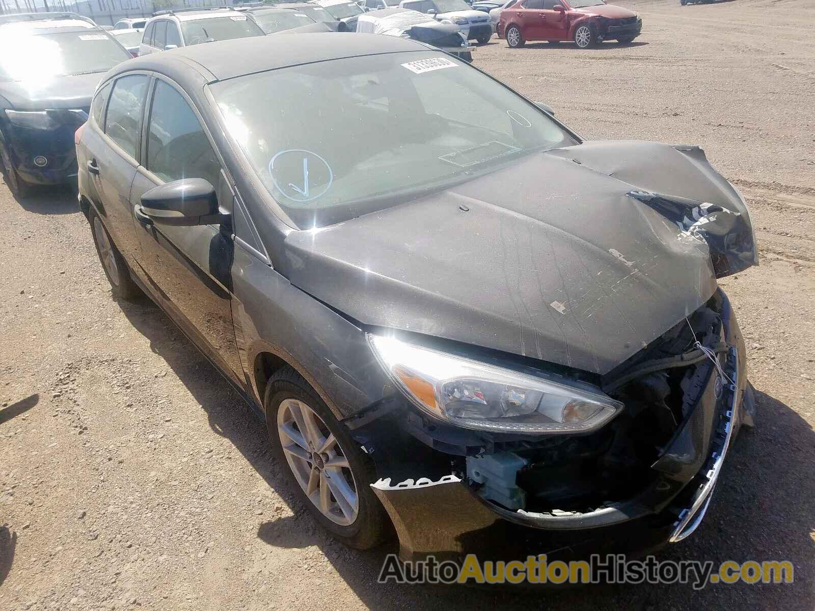 2015 FORD FOCUS SE, 1FADP3K28FL256199