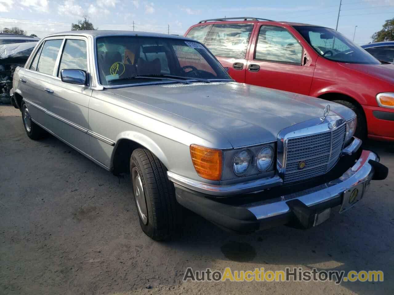 1977 MERCEDES-BENZ 450-CLASS, 11603312064073