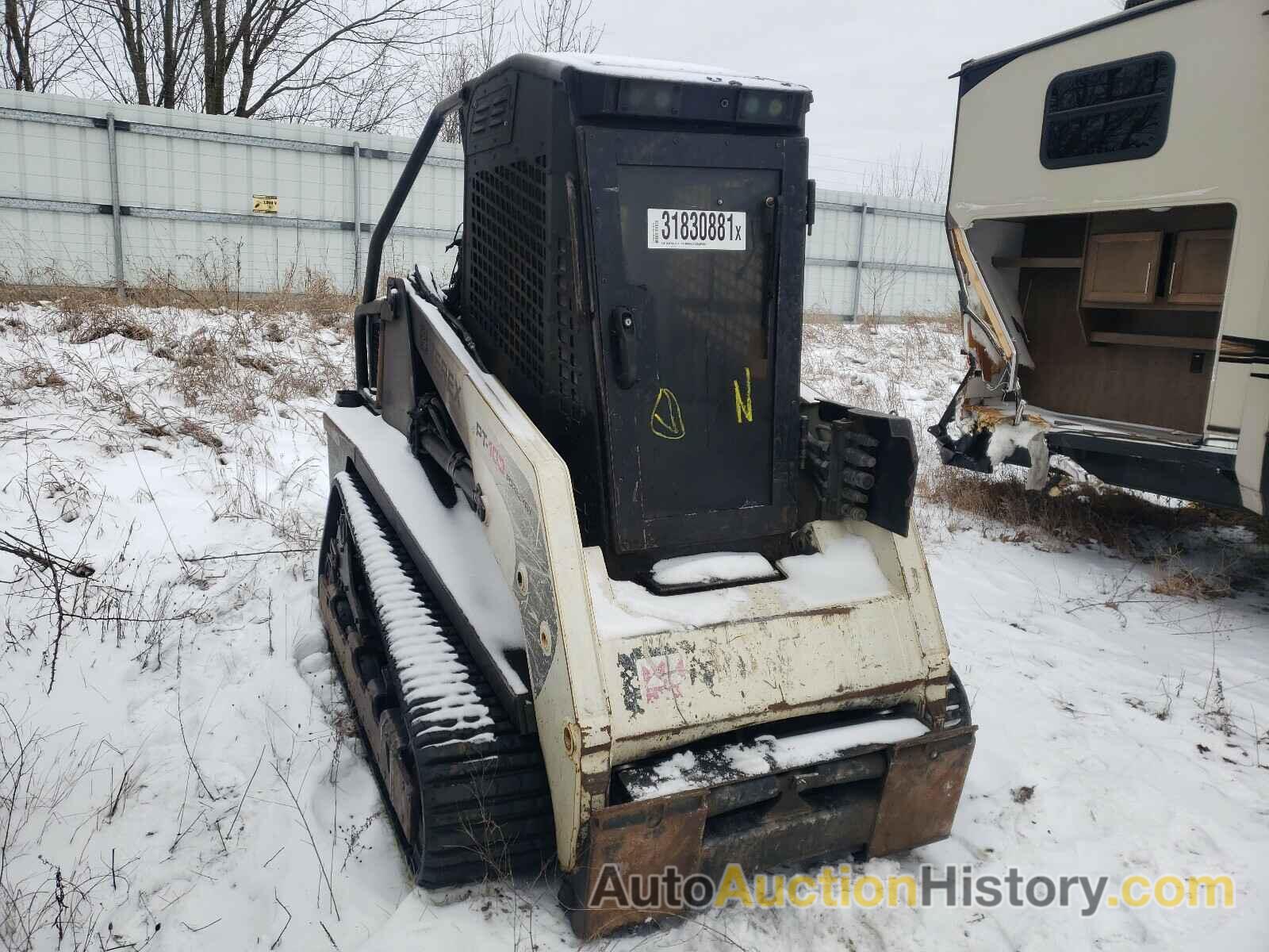 2010 TERE SKID STEER, DTJ04222