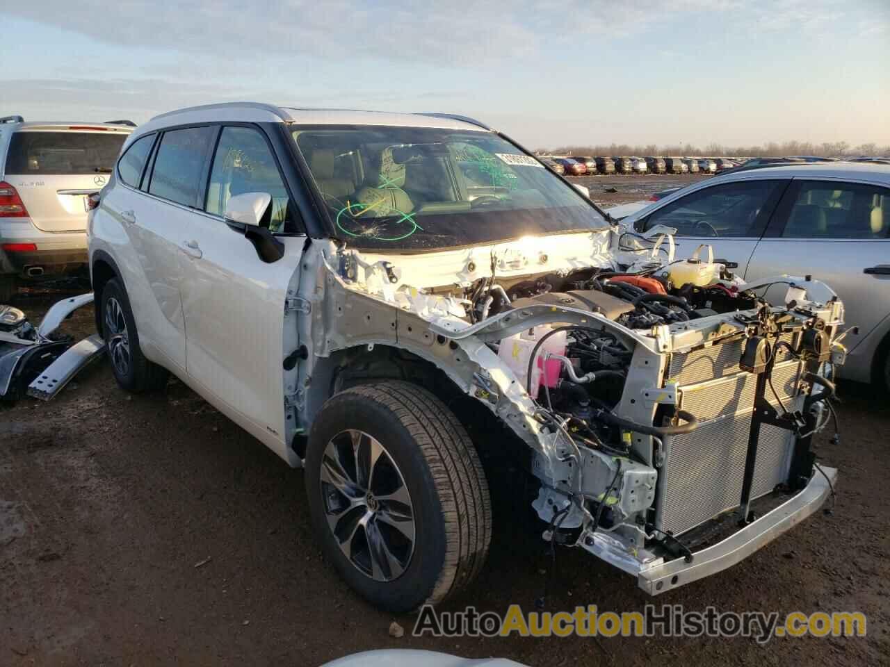 2022 TOYOTA HIGHLANDER HYBRID XLE, 5TDGBRCH8NS538495