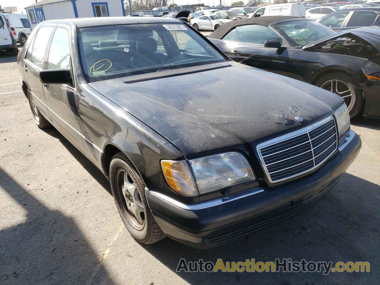 1998 MERCEDES-BENZ S CLASS 320, WDBGA33G2WA377159