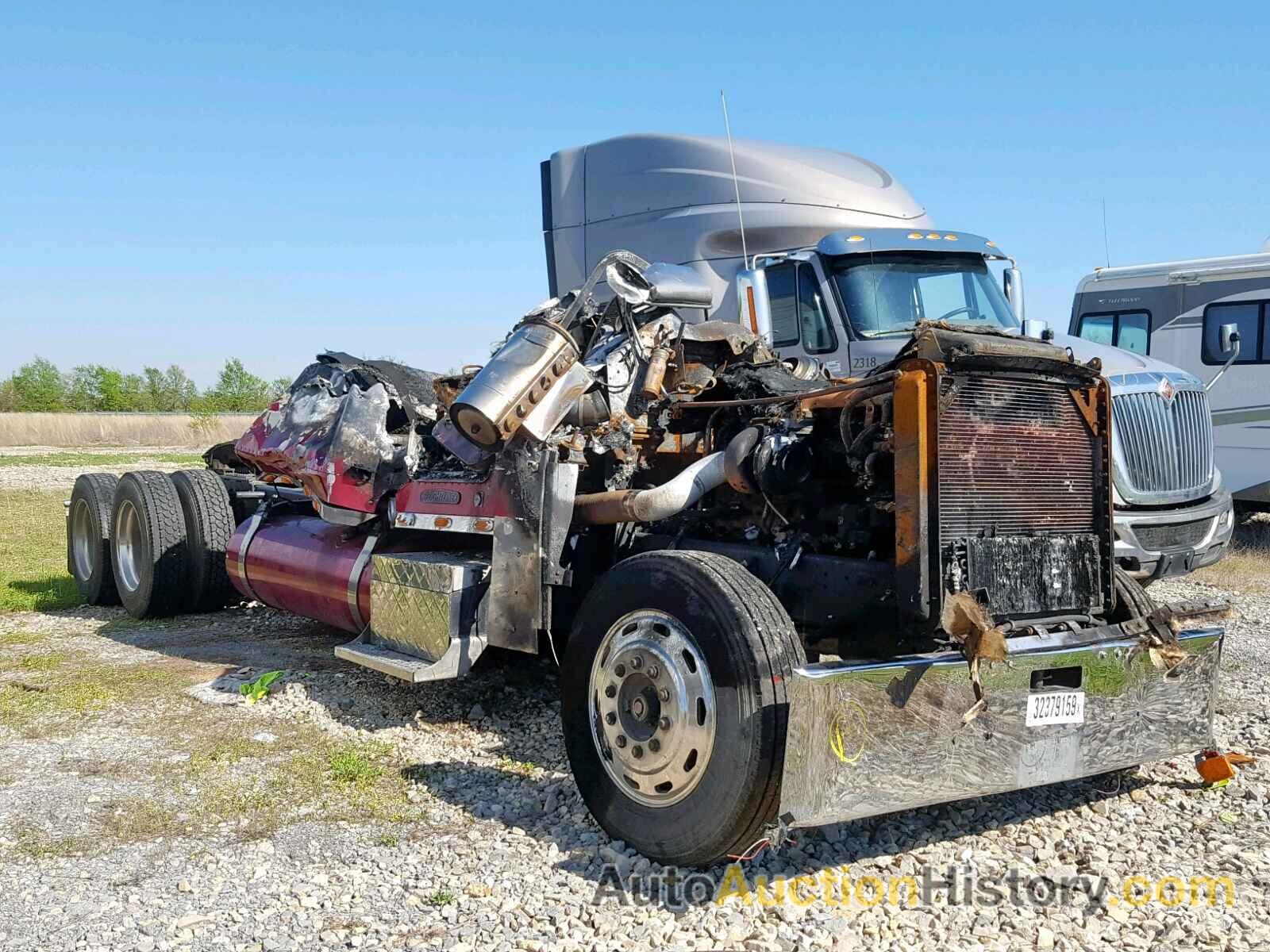 1994 FREIGHTLINER CONVENTIONAL FLD120, 2FV8C0Y97RA628480