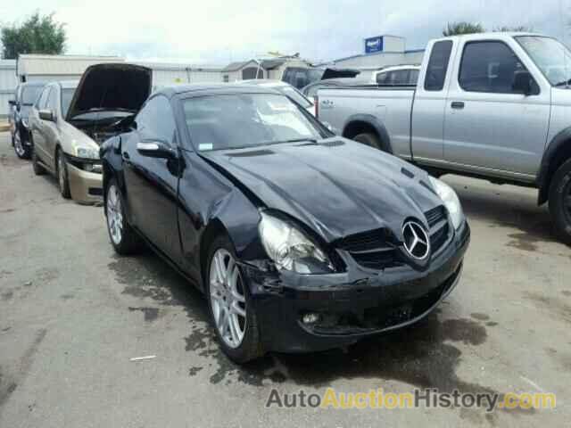 2008 MERCEDES-BENZ SLK350, WDBWK56F98F183211