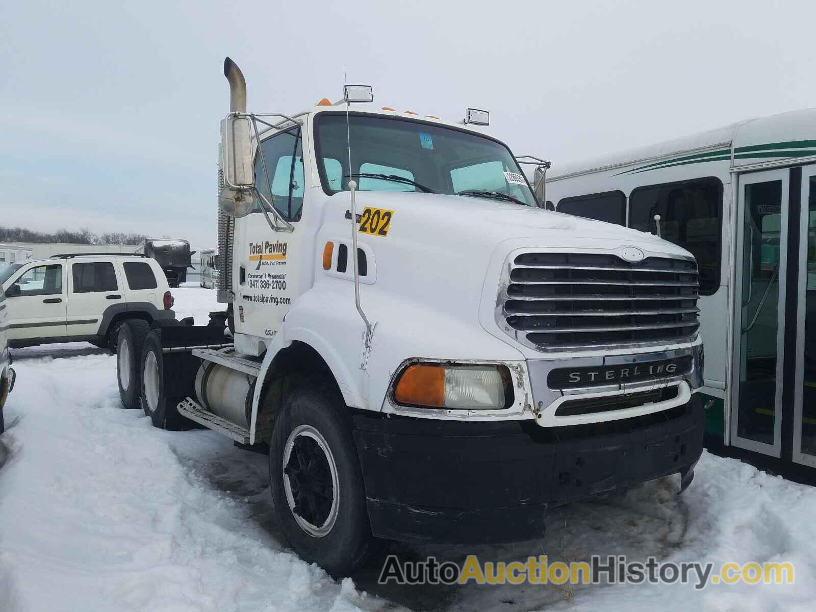 2001 STERLING TRUCK ALL MODELS 9500, 2FWYHMCBX1AH32936