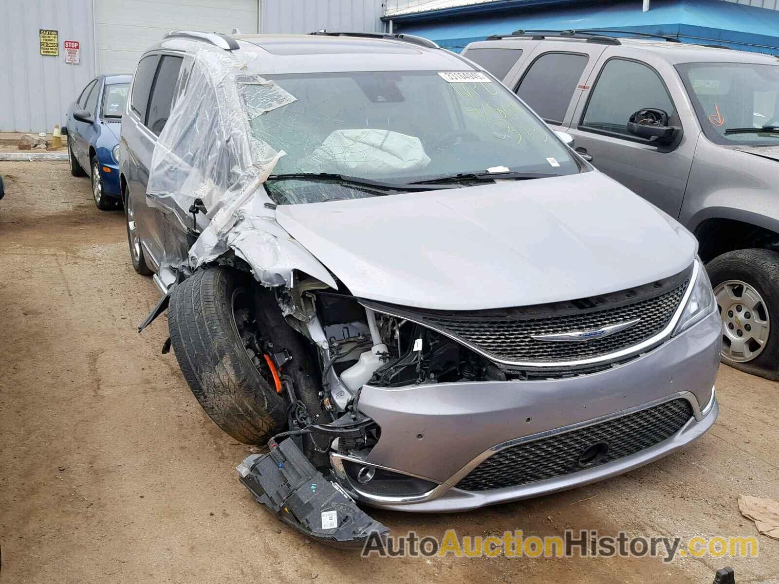 2017 CHRYSLER PACIFICA LIMITED, 2C4RC1GG8HR620393