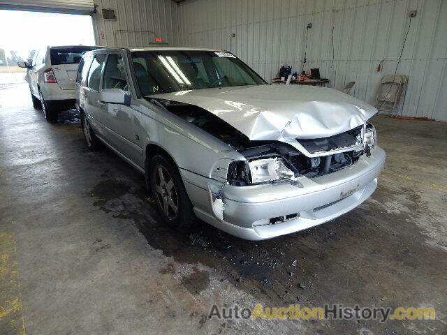 2000 VOLVO V70R AWD, YV1LV60D6Y2677875