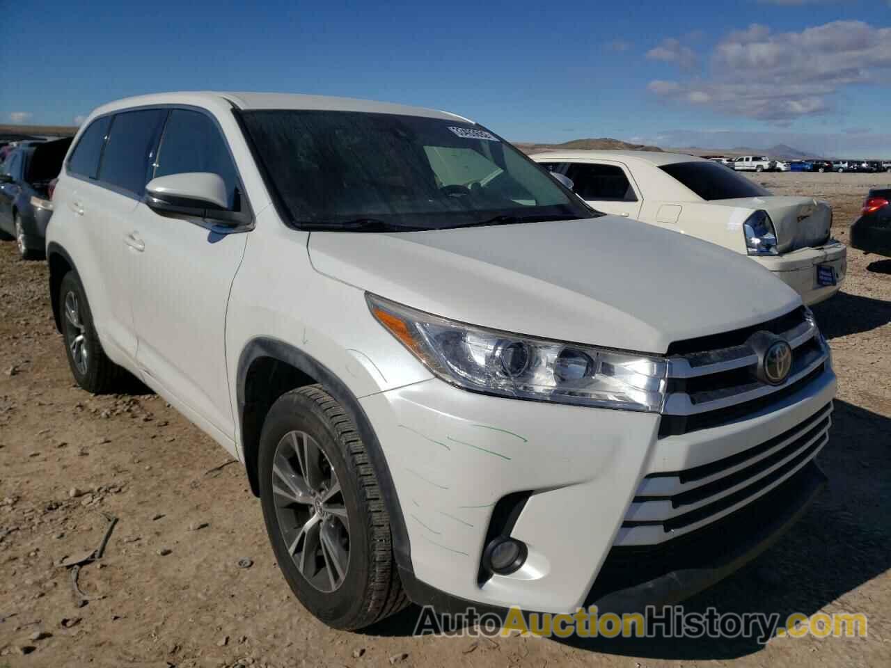 2018 TOYOTA HIGHLANDER LE, 5TDBZRFH2JS490696