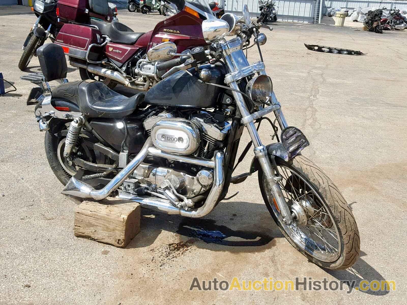 2002 HARLEY-DAVIDSON XL1200 C, 1HD1CGP112K148148