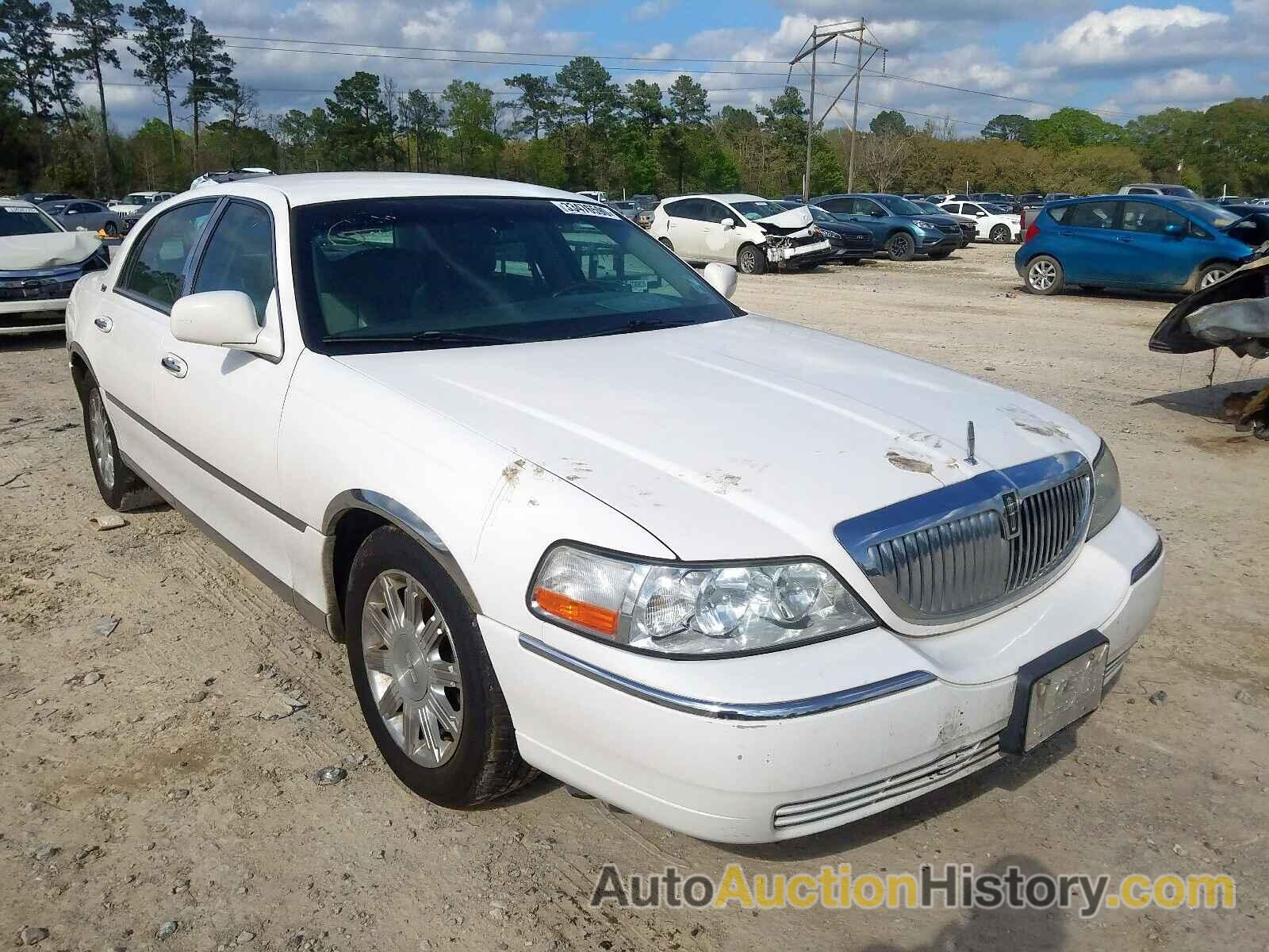 2010 LINCOLN TOWNCAR SIGNATURE LIMITED, 2LNBL8CV6AX751365