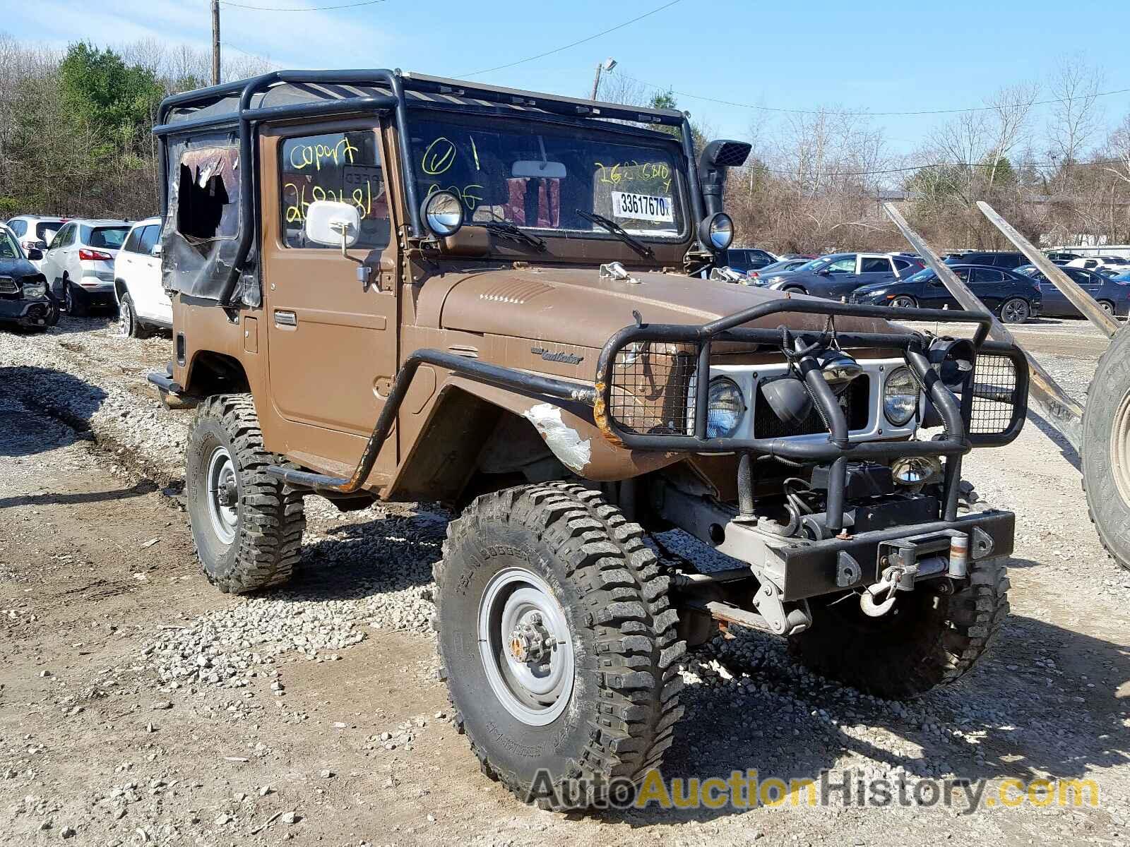 1983 TOYOTA FJ CRUISER, FJ40938619