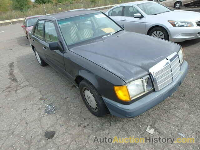 1987 MERCEDES-BENZ 260E, WDBEA26D5HA424772