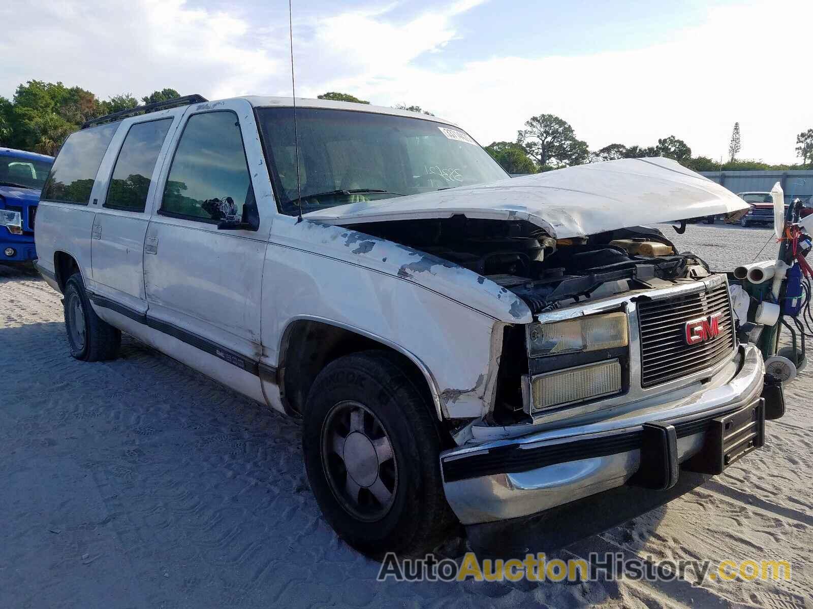 1993 GMC SUBURBAN C1500, 1GKEC16K0PJ743391